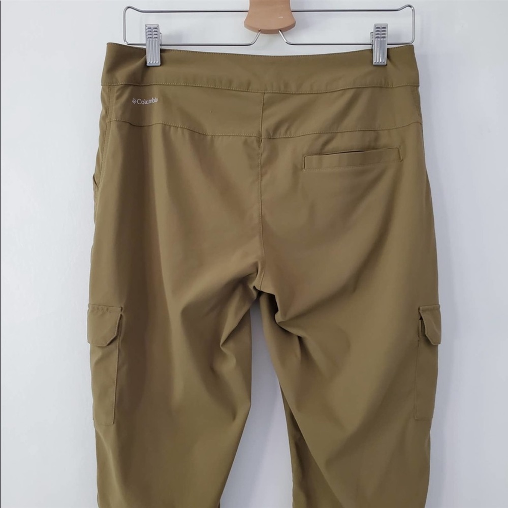 Columbia Khaki Cargo Pants Hiking Outdoors womens size 6